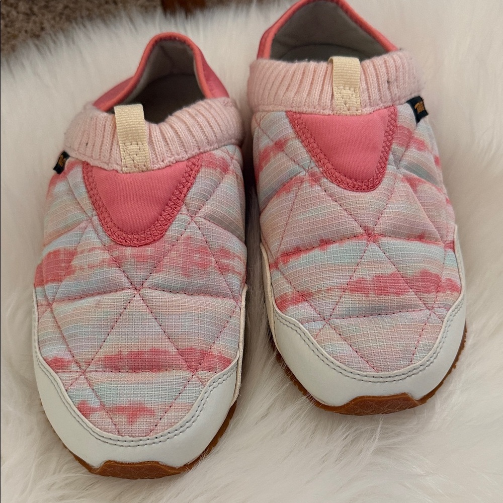 Teva Pink Quilted Slip-On Athletic Shoes